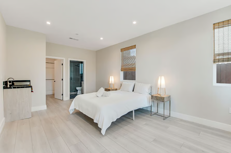 a1 master bedroom & bath